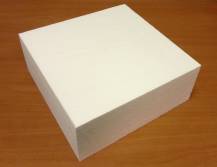 Kwadratowy model styropianowy o wymiarach 10 x 10 x 10 cm
